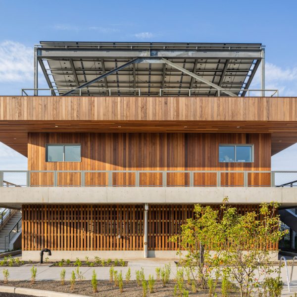 WXY Architecture مرکز استقبال را برای حفاظت از طبیعت کوئینز طراحی می کند